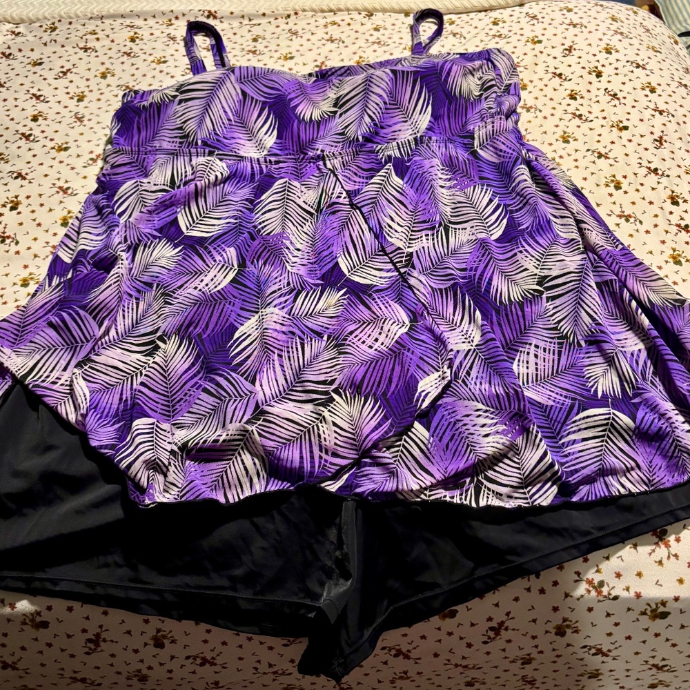 Fit 4 U One piece swimsuit